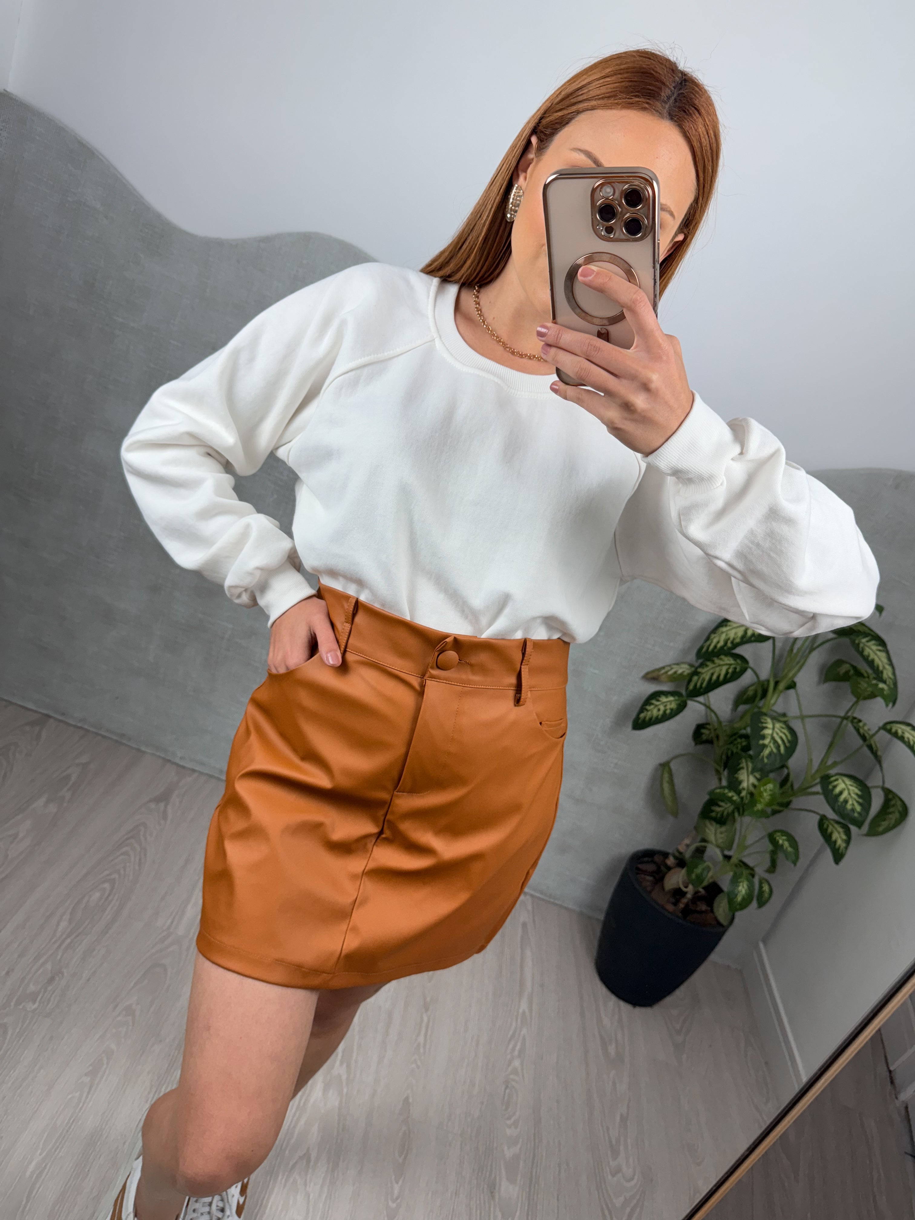 Shorts/Saia Couro