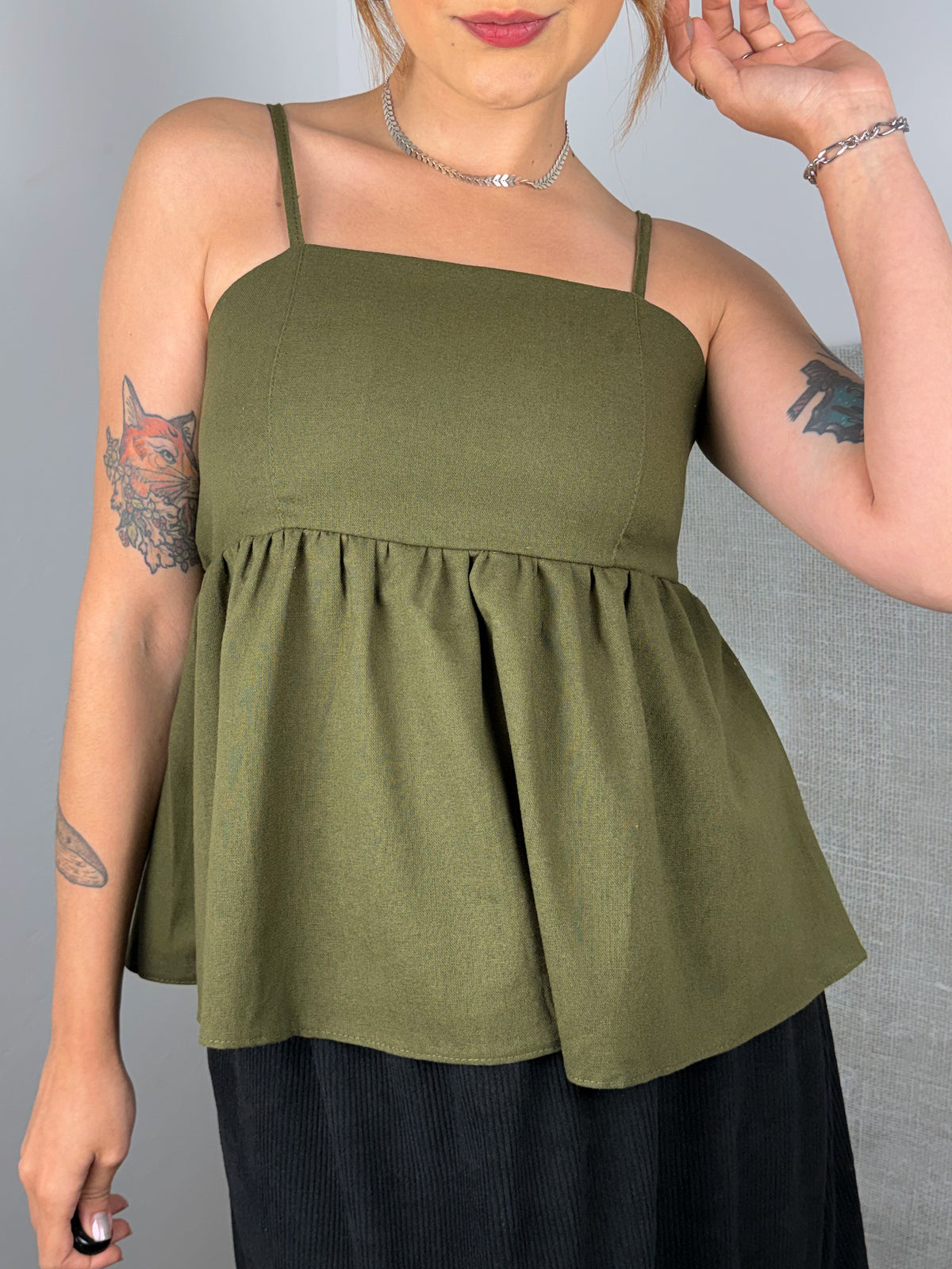 KIT 2 Blusas Bata de Linho por R$99,90
