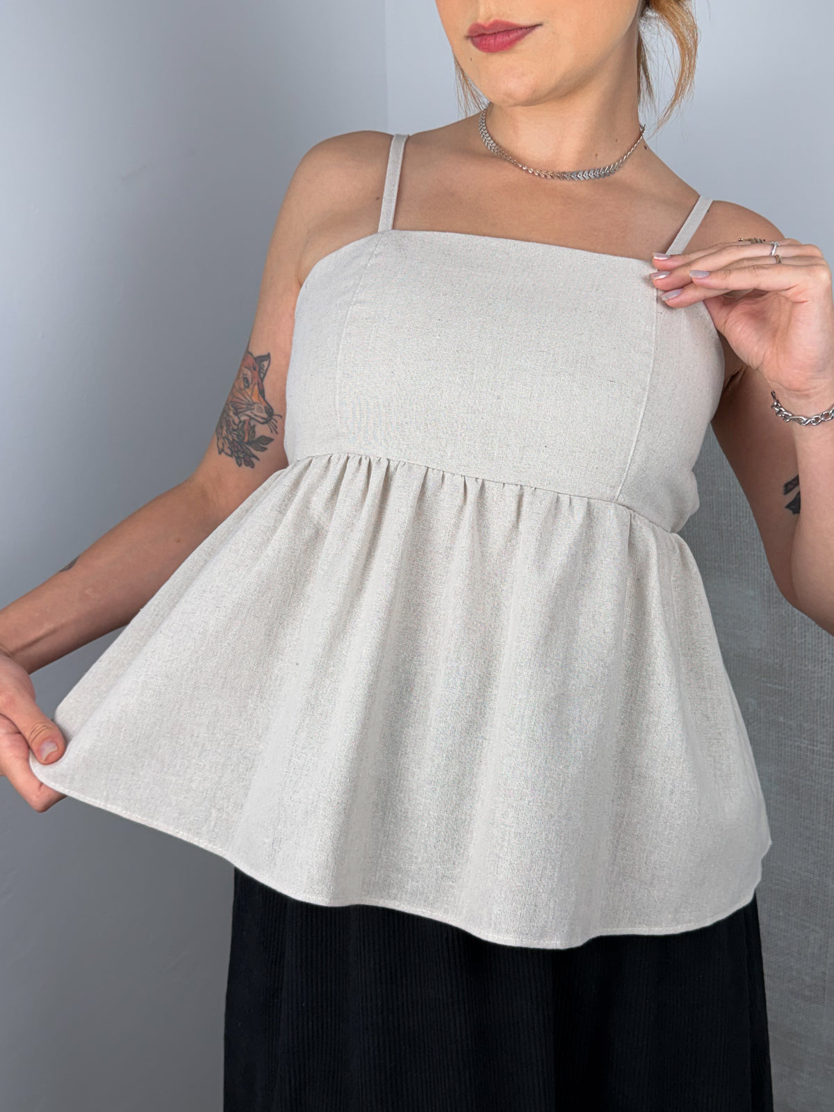 KIT 2 Blusas Bata de Linho por R$99,90
