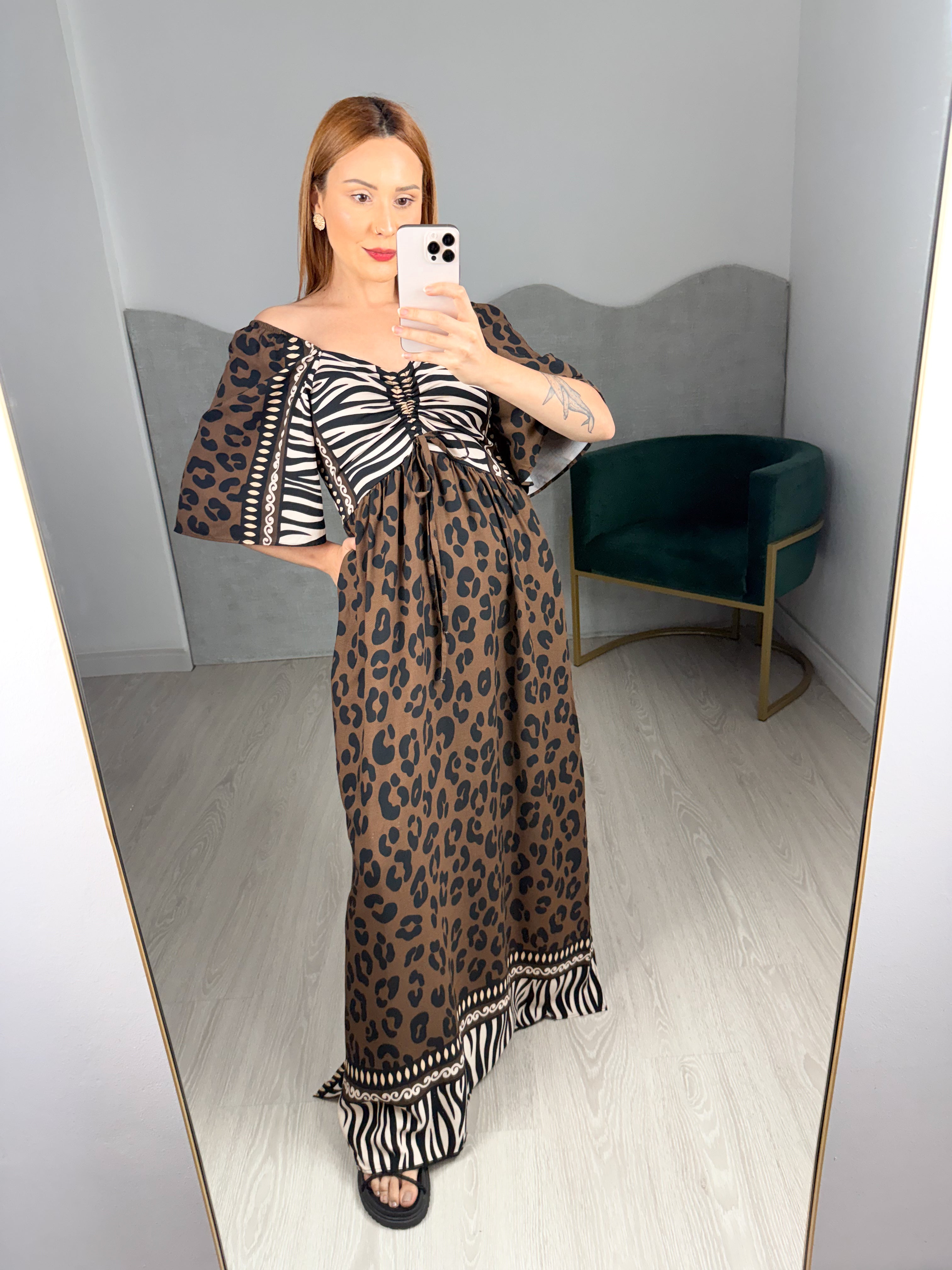 Vestido com Bolso Sol Animal Print