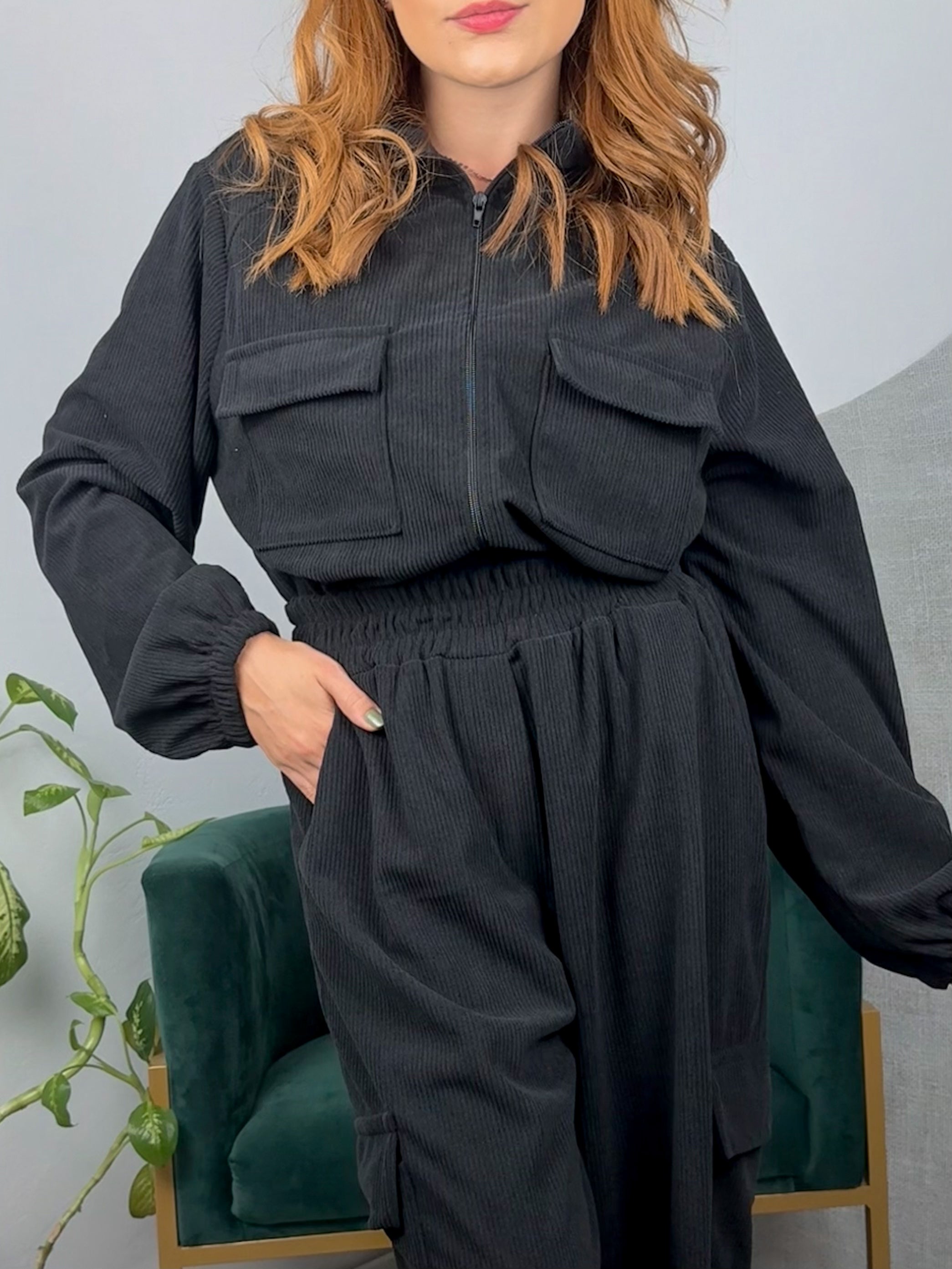 Conjunto Veludo Cotelê Isabella