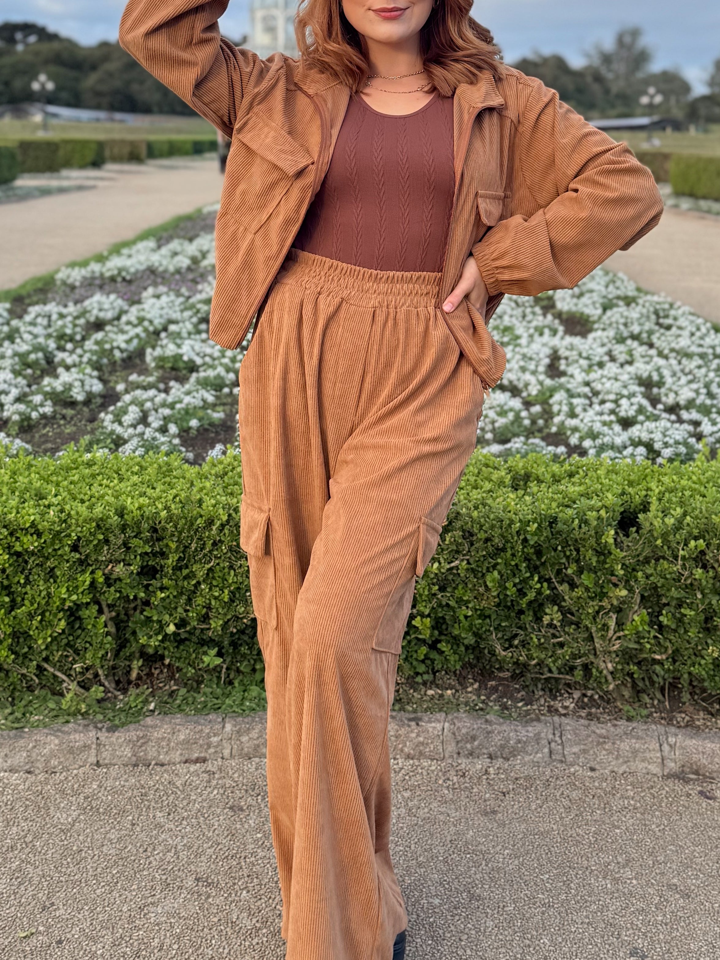 Conjunto Veludo Cotelê Isabella