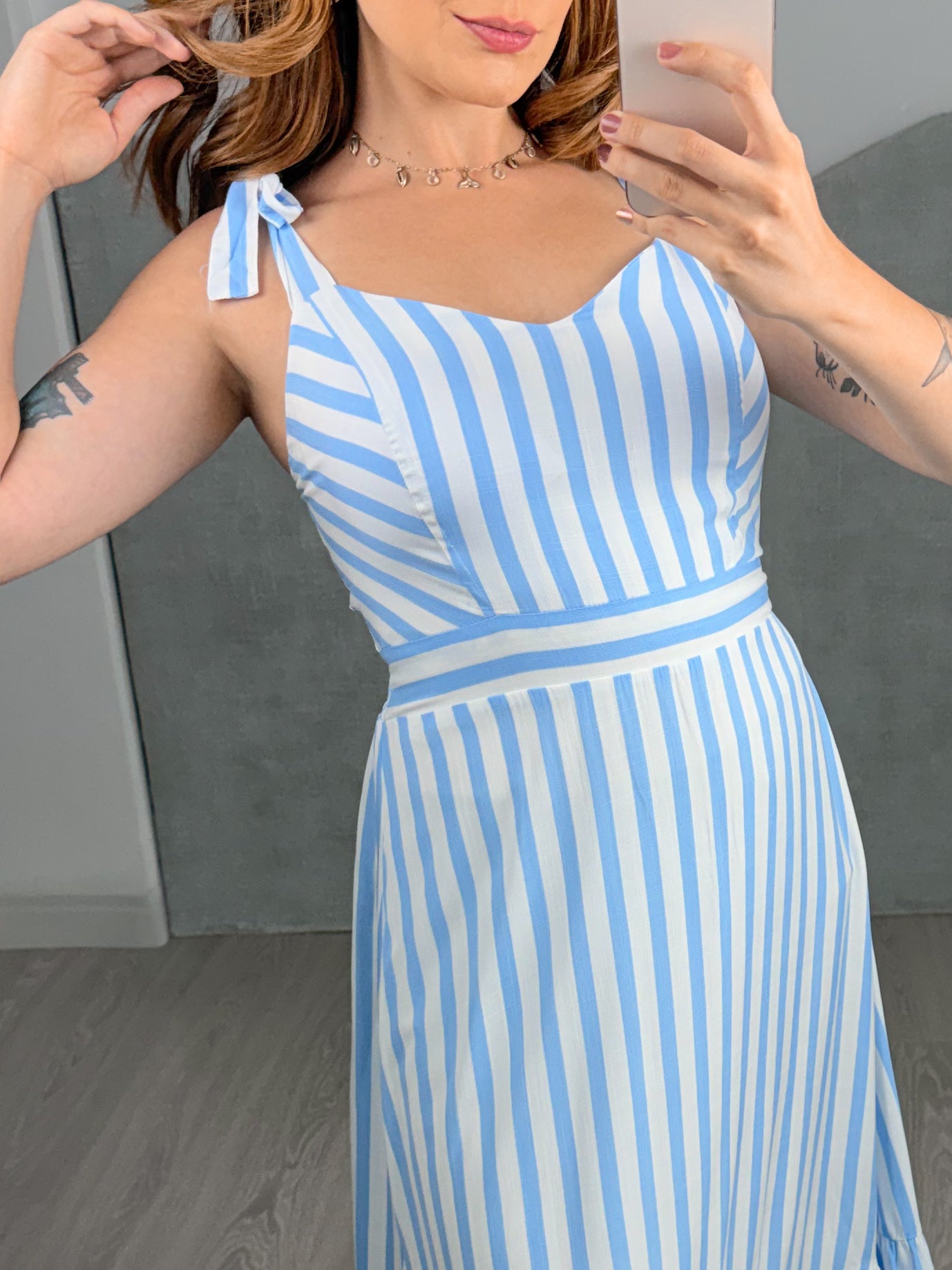 Vestido Listrado Midi Amélia