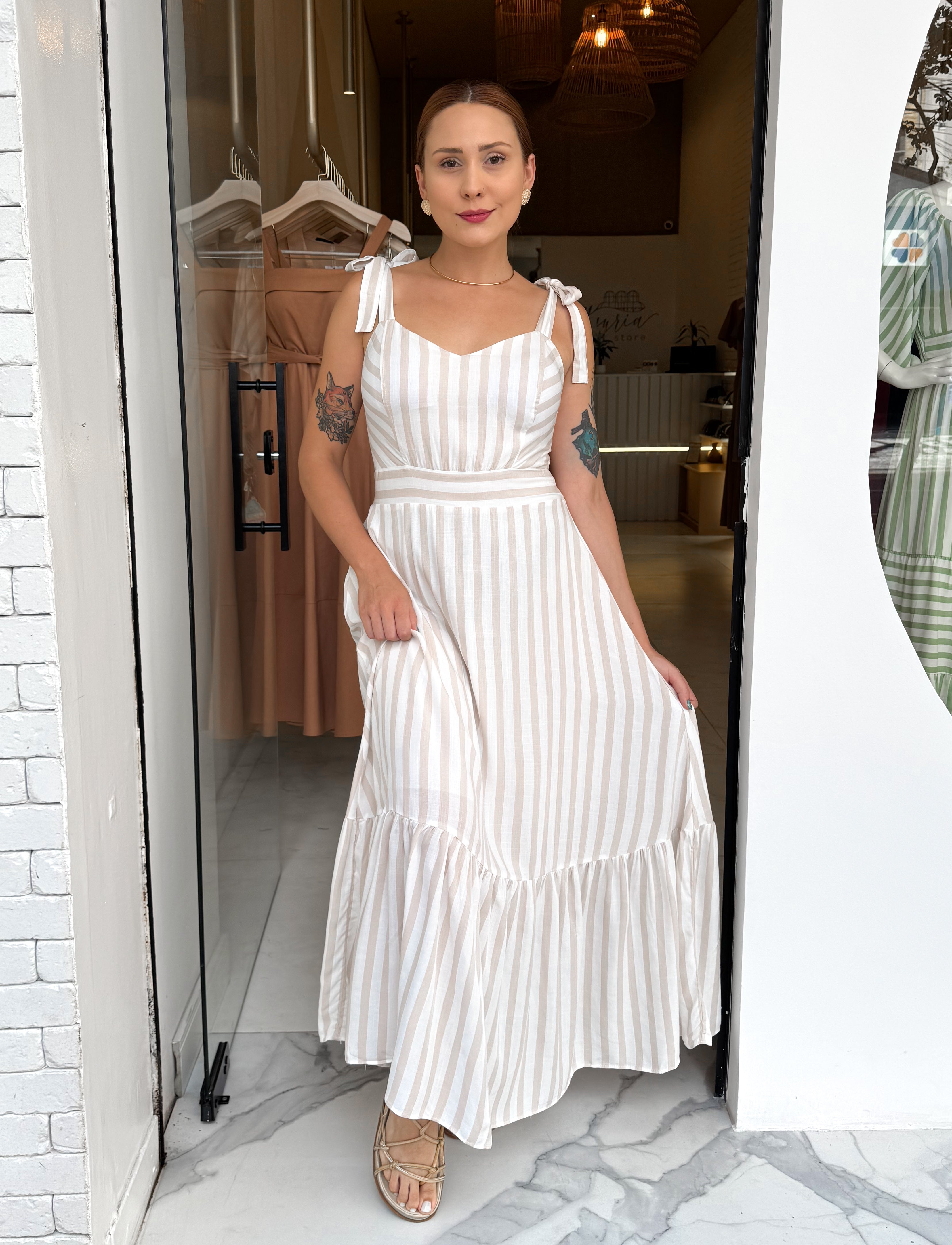 Vestido Listrado Midi Amélia